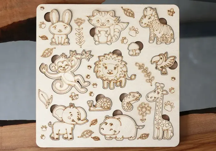 Puzzle in legno per bambini ad incastro